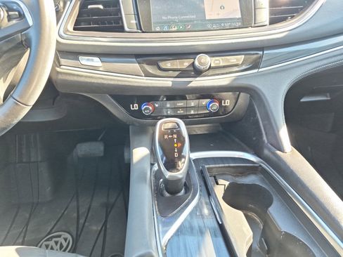 Used 2020 Buick Enclave Essence w/ Sound and Sites Package image 21