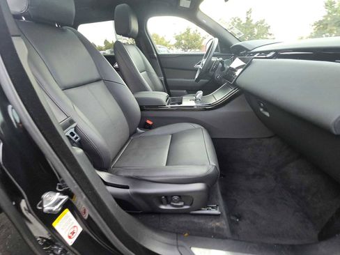 Used 2025 Land Rover Range Rover Velar Dynamic SE image 11