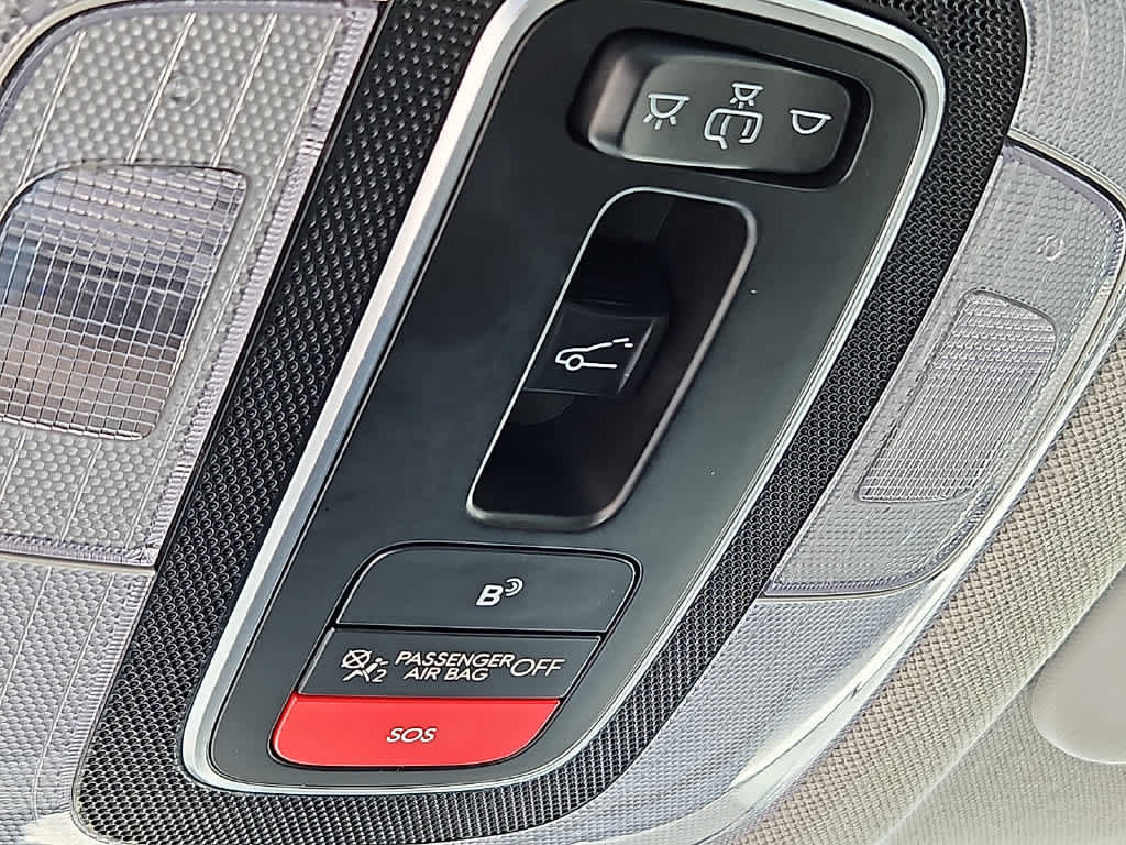 Used 2025 Hyundai Elantra SEL FWD image 25