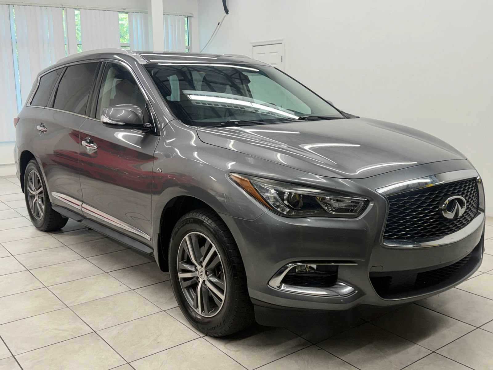 Used 2020 INFINITI QX60 Luxe AWD/4WD image 1