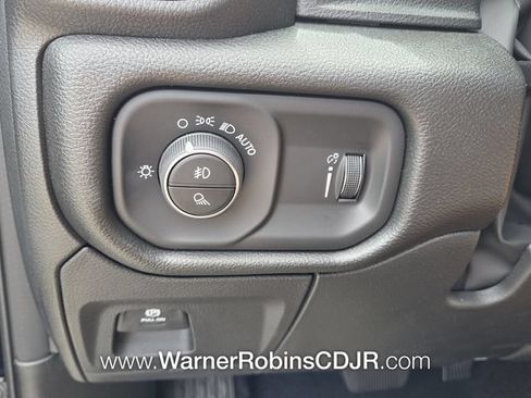 New 2026 RAM 1500 Express AWD/4WD image 28