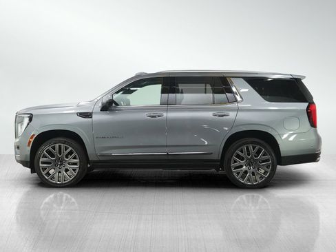 Used 2025 GMC Yukon Denali Ultimate w/ LPO, Floor Liner Package image 3