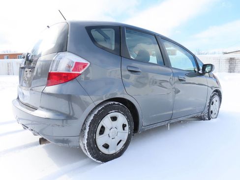 Used 2013 Honda Fit image 2