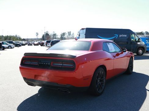 Used 2023 Dodge Challenger R/T Scat Pack image 6