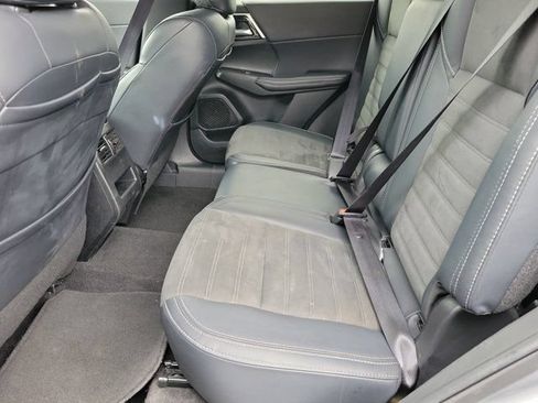 Used 2024 Mitsubishi Outlander SE FWD image 7