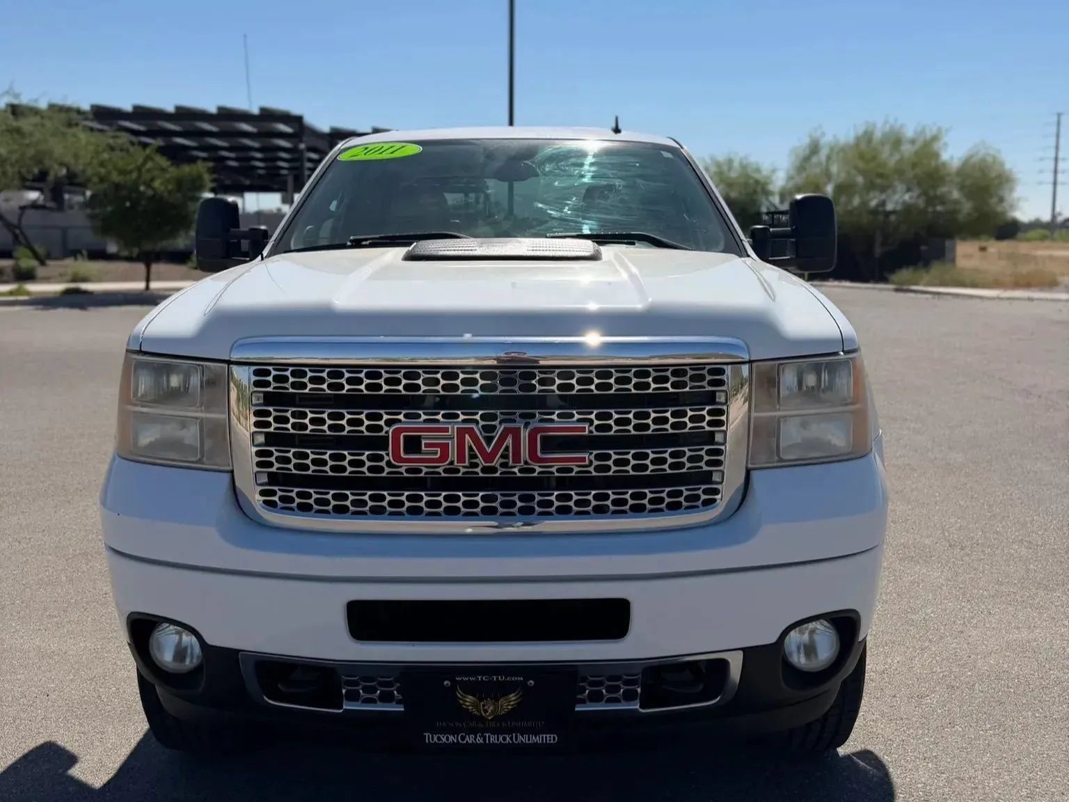 Used 2011 GMC Sierra 2500 Denali AWD/4WD image 4