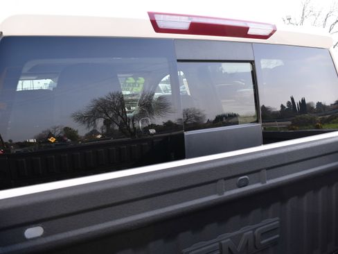 Used 2022 GMC Sierra 1500 SLT w/ SLT Premium Plus Package image 7