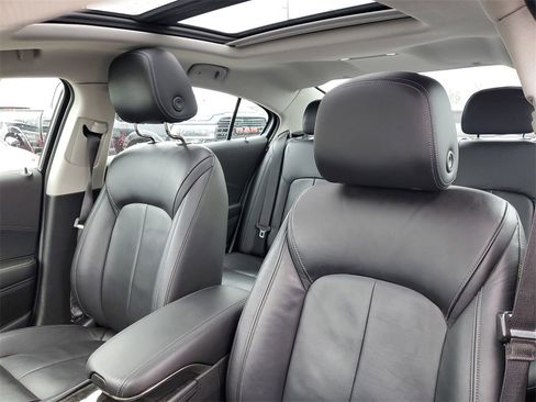 Used 2016 Buick LaCrosse Leather image 11