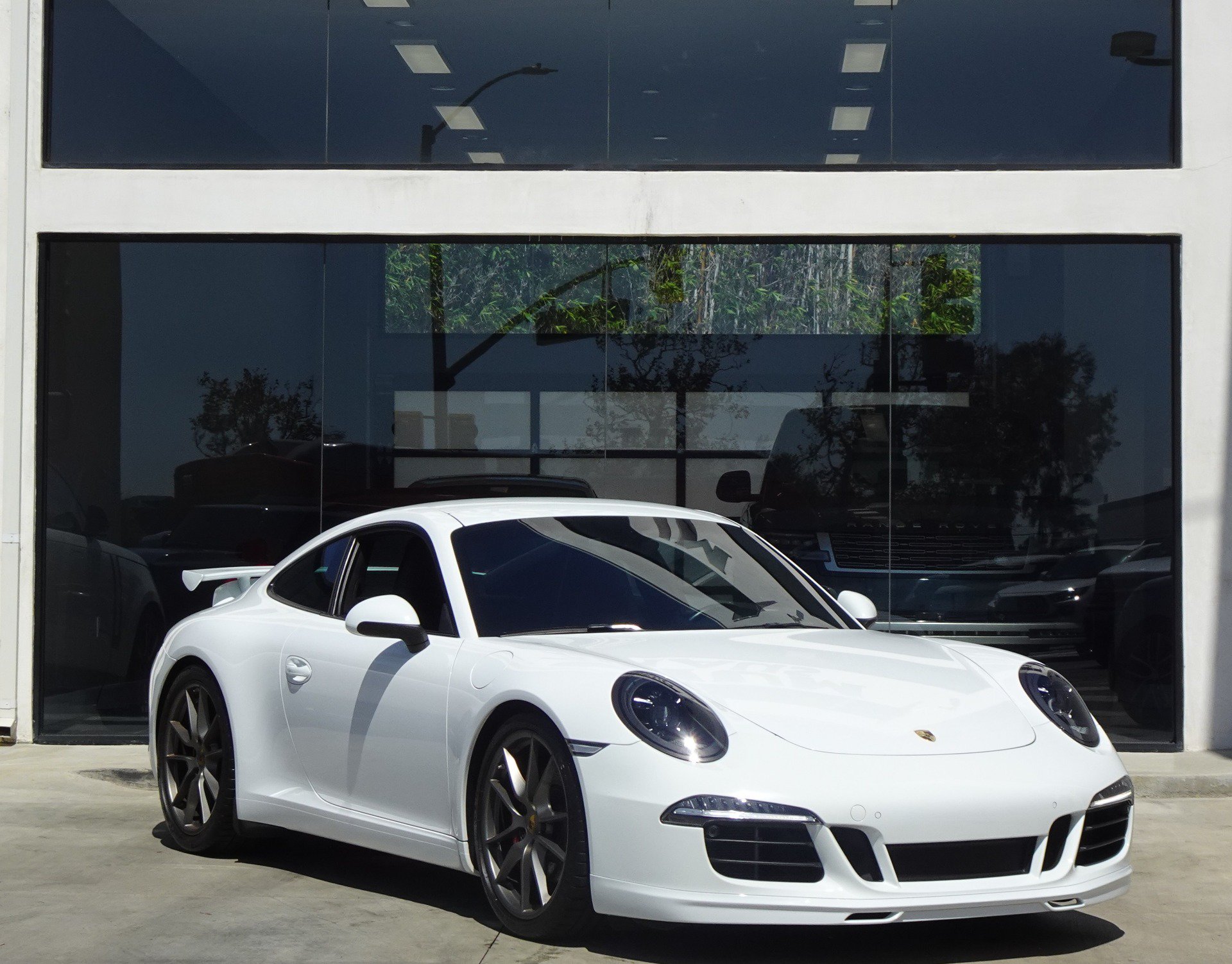 Used 2015 Porsche 911 Carrera S RWD image 11