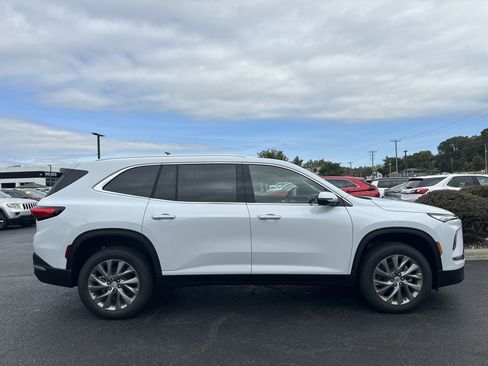 New 2026 Buick Enclave Preferred w/ Power Package image 4