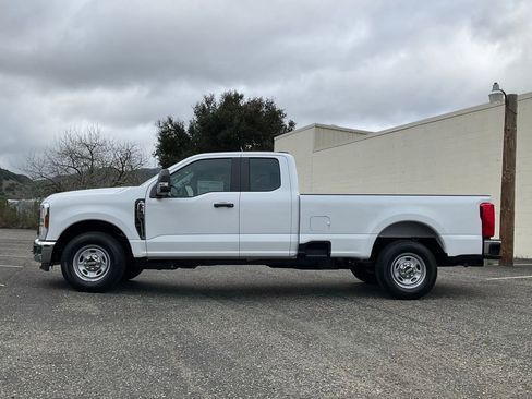 New 2025 Ford F250 XL w/ XL Chrome Package image 3