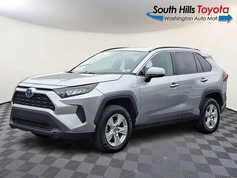 Certified 2021 Toyota RAV4 LE AWD/4WD image 3
