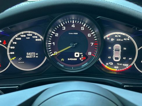 Certified 2022 Porsche Panamera 4S AWD/4WD image 31