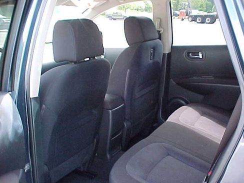 Used 2013 Nissan Rogue S w/ Special Edition Pkg AWD/4WD image 17