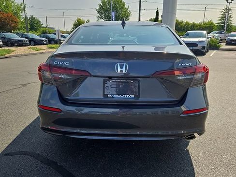 Used 2025 Honda Civic Sport image 5
