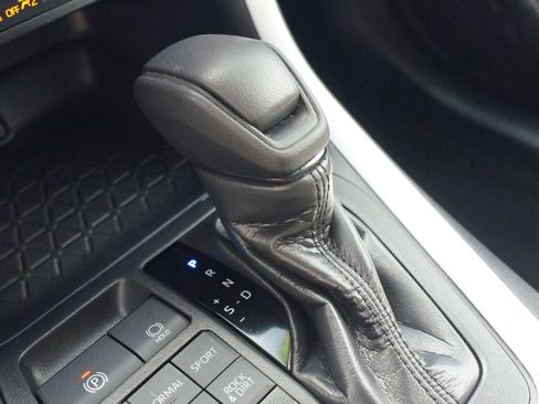 Used 2024 Toyota RAV4 XLE image 10