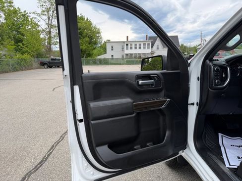 Used 2020 Chevrolet Silverado 1500 LT Trail Boss w/ Convenience Package AWD/4WD image 22