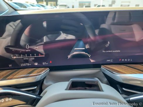 Used 2025 Cadillac Escalade Sport Platinum image 15