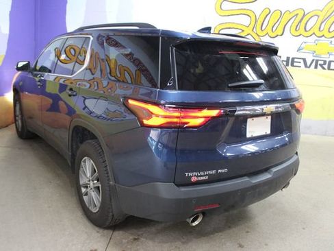 Used 2023 Chevrolet Traverse LT AWD/4WD image 6