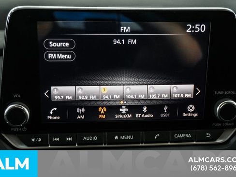 Used 2024 Nissan Rogue S AWD/4WD image 32