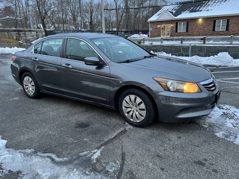 Used 2011 Honda Accord LX image 7