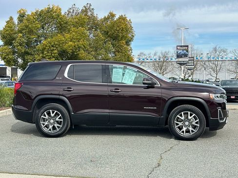 Used 2020 GMC Acadia SLE image 3