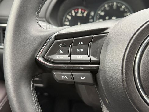 Certified 2025 MAZDA CX-5 Signature image 23