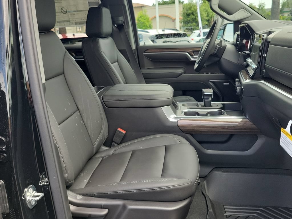 New 2026 Chevrolet Silverado 1500 RST AWD/4WD image 19
