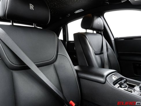 Used 2019 Rolls-Royce Ghost *STARLIGHT HEADLINER * IMMACUL image 34