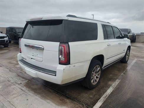 Used 2015 GMC Yukon XL Denali image 5