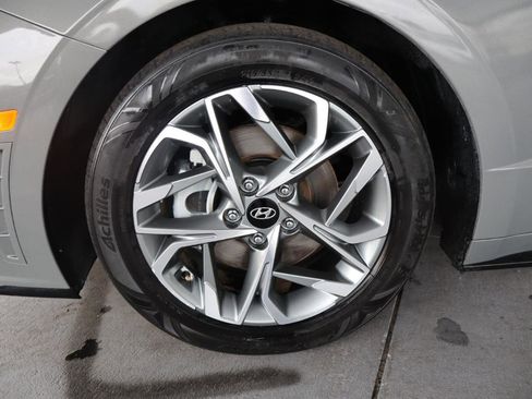 Used 2023 Hyundai Sonata SEL image 46