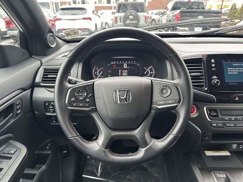 Used 2022 Honda Passport TrailSport image 11
