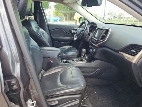 Used 2015 Jeep Cherokee Limited AWD/4WD image 11
