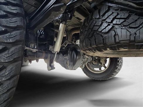 Used 2022 Ford F250 Platinum w/ Tremor Off-Road Package image 26