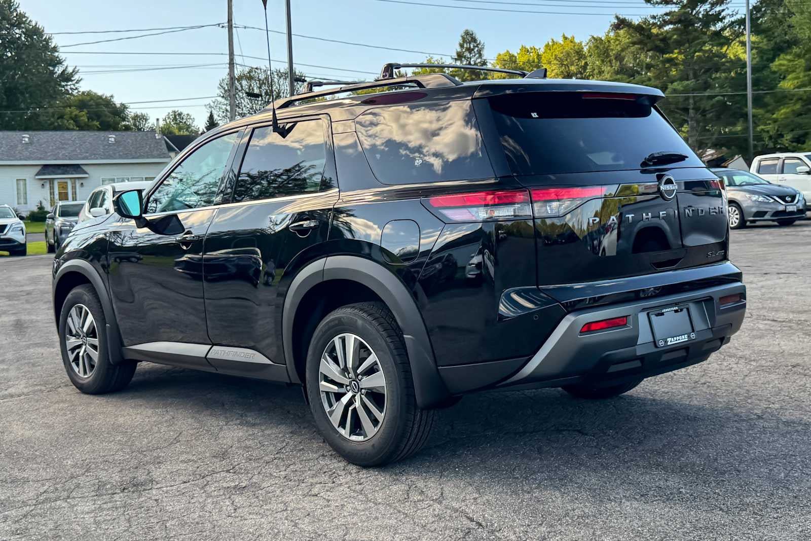 New 2026 Nissan Pathfinder SL AWD/4WD image 5