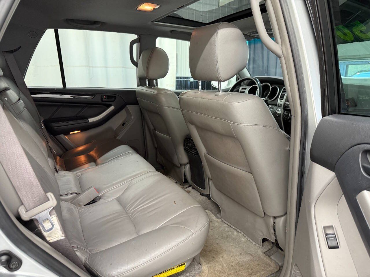 Used 2008 Toyota 4Runner Limited w/ Limited Extra Value Pkg 1 AWD/4WD image 11