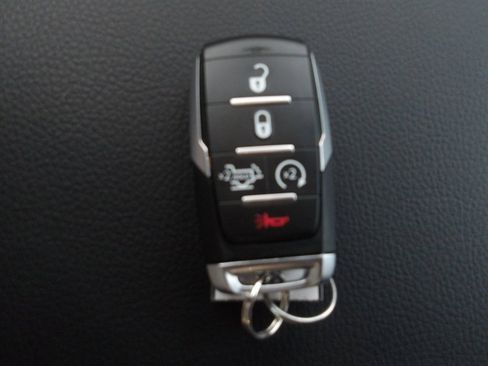 Used 2025 RAM 1500 Big Horn image 19