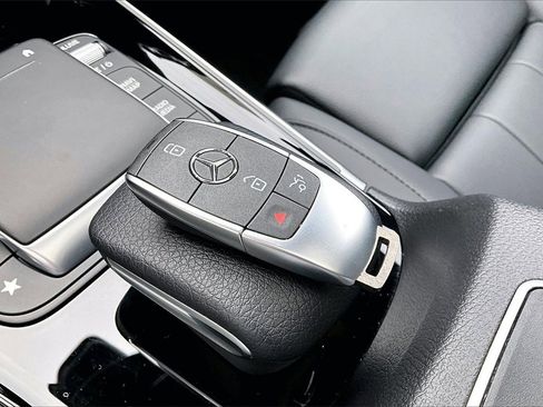 Certified 2023 Mercedes-Benz GLA 250 4MATIC image 10