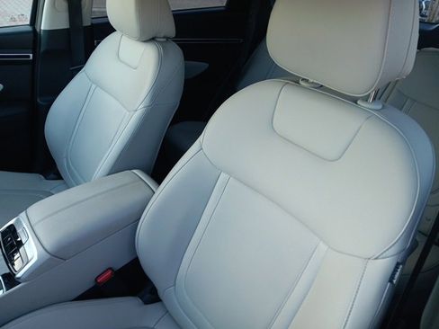 Certified 2024 Hyundai Tucson SEL w/ Convenience Package image 7