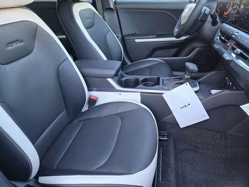 New 2026 Kia K4 GT-Line image 10