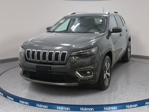 Used 2019 Jeep Cherokee Limited image 3