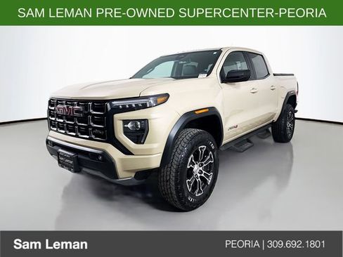 Used 2024 GMC Canyon AT4 image 3