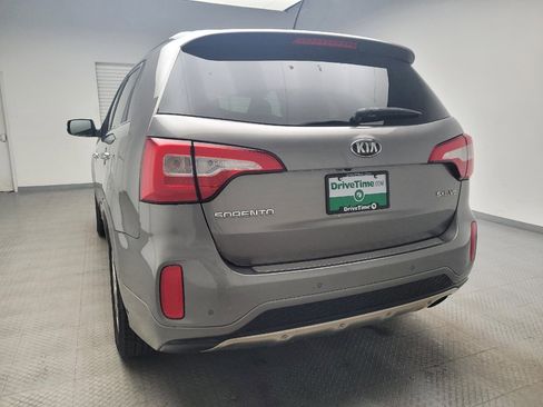 Used 2015 Kia Sorento SX image 6