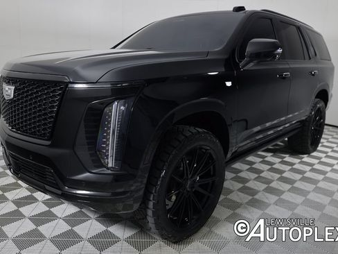 Used 2026 Cadillac Escalade Sport w/ LPO, ONYX Package AWD/4WD image 9