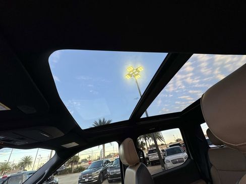 Used 2021 Ford F150 Lariat image 29