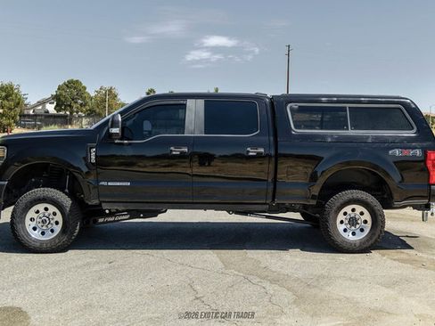 Used 2020 Ford F250 XL w/ Power Equipment Group AWD/4WD image 3