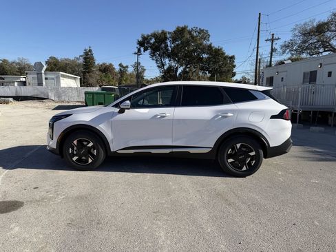New 2026 Kia Sportage EX w/ EX Panorama Roof Package FWD image 6
