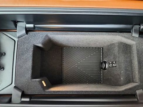 Used 2023 BMW i7 xDrive60 image 52