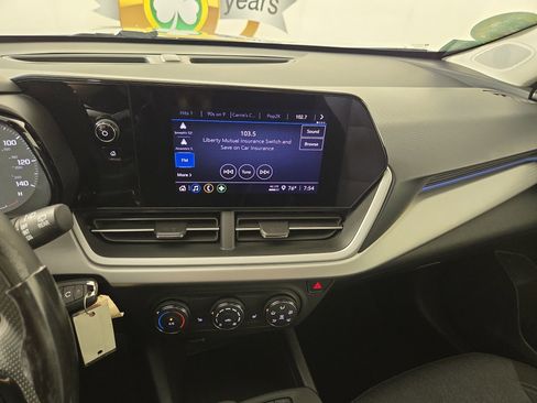 Certified 2024 Chevrolet Trax LS w/ LS Convenience Package FWD image 21