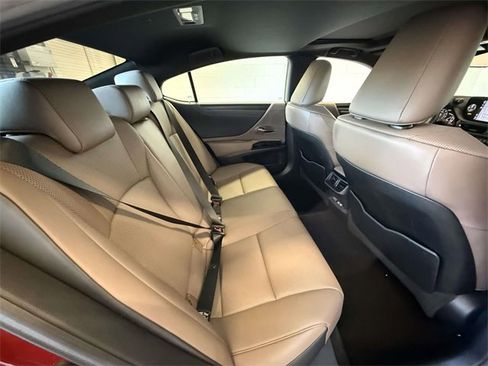Certified 2022 Lexus ES 350 w/ Premium Package image 16